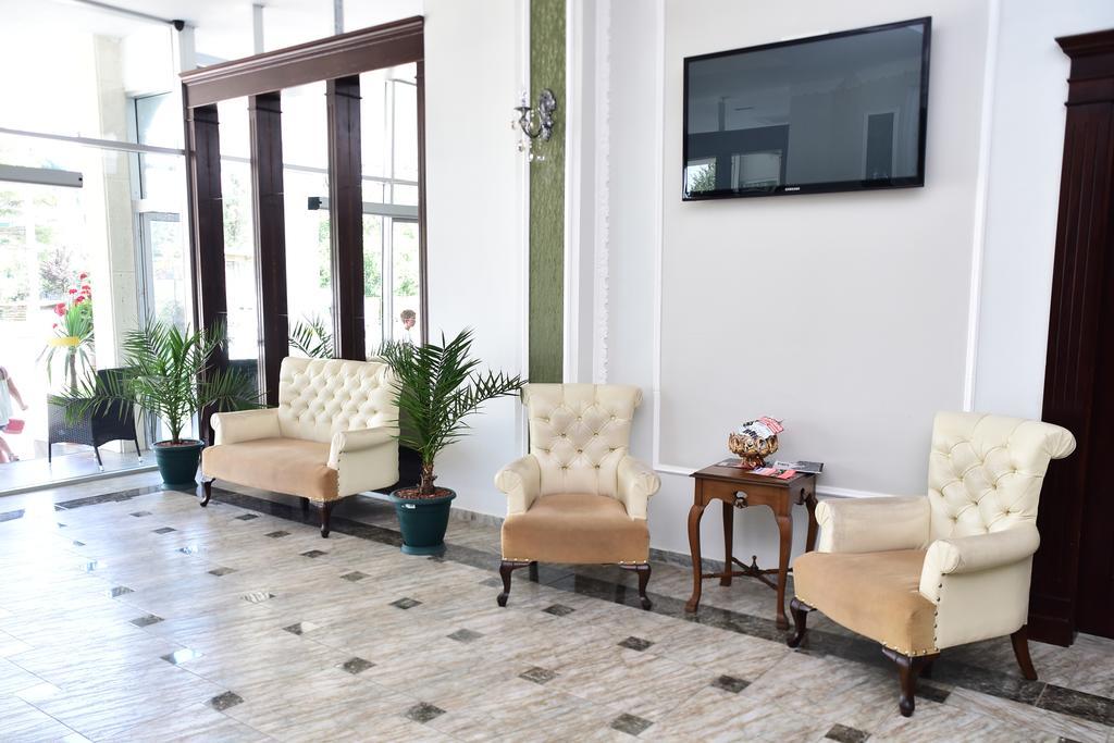National Hotel Kobuleti Bagian luar foto