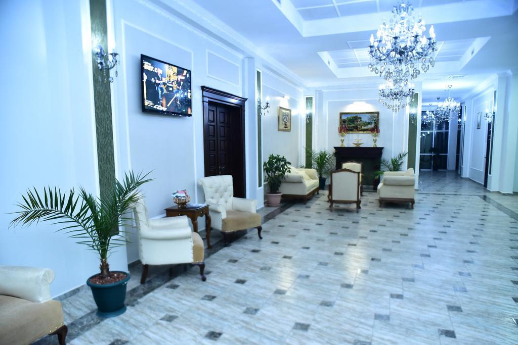 National Hotel Kobuleti Bagian luar foto