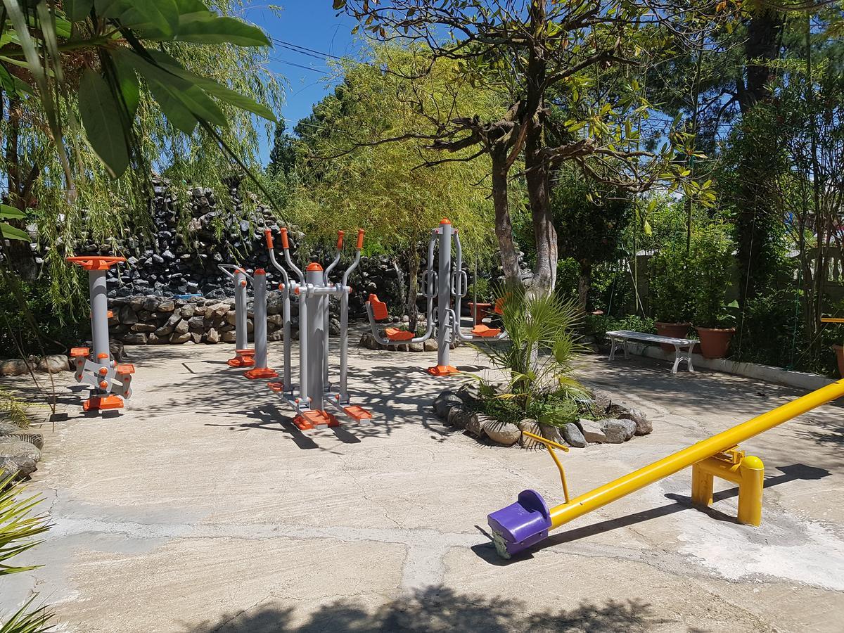 National Hotel Kobuleti Bagian luar foto