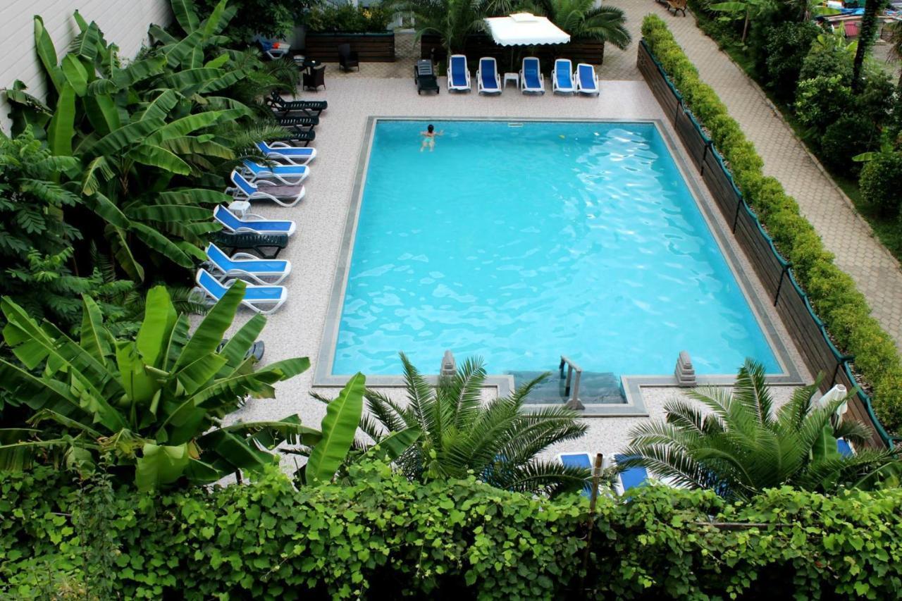 National Hotel Kobuleti Bagian luar foto