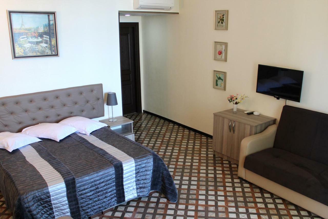 National Hotel Kobuleti Bagian luar foto